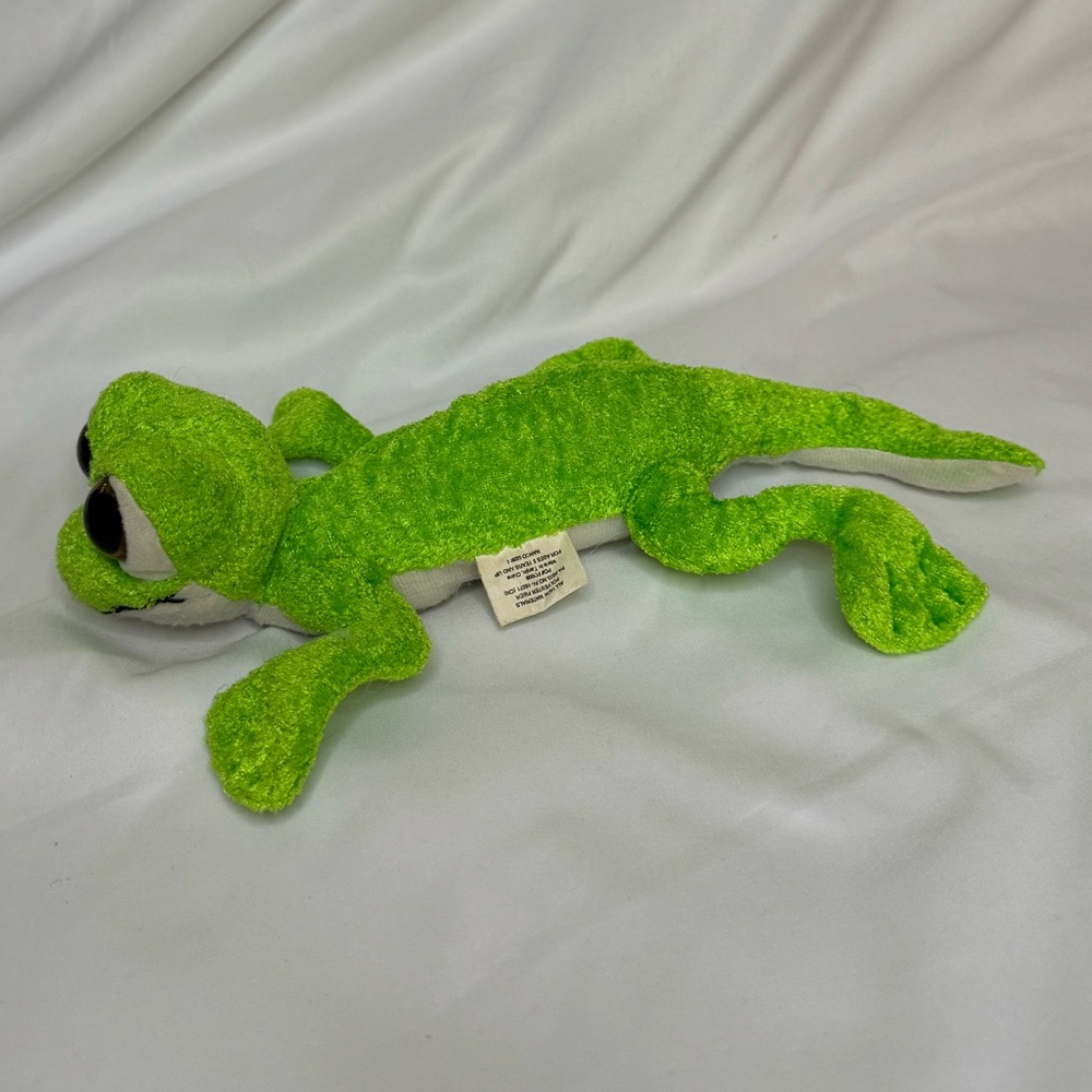 Green gecko lizard stuffed animal toy